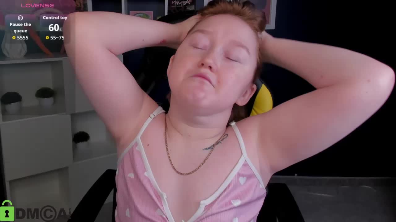 Sara-Moor Live Sex December 15, 2025