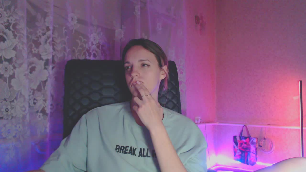 Babymuro4ka Live Sex December 15, 2025