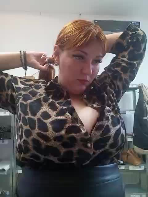 MiaLovely Live Sex December 12, 2025