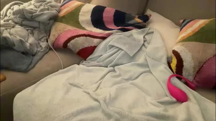 blondieslutt Live Sex December 13, 2025