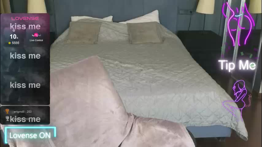 kim_brownie Live Sex December 14, 2025