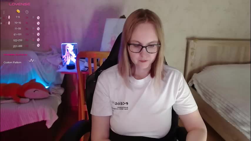 love_agatha Live Sex December 17, 2025