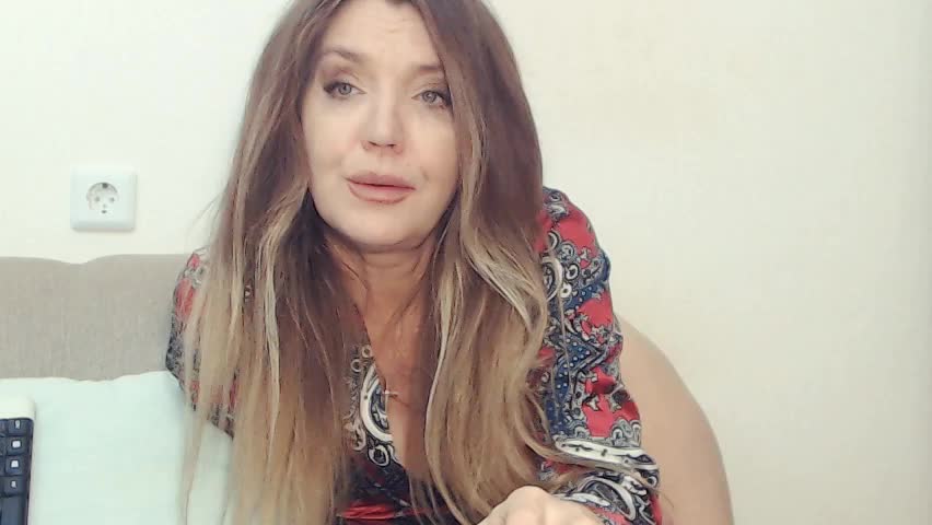 Drakulaura1 Live Sex December 13, 2025