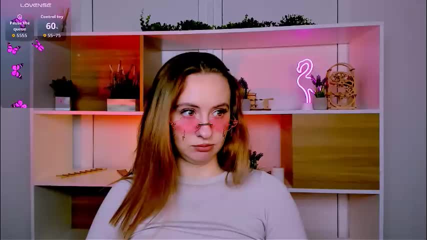 mila_glow Live Sex December 17, 2025