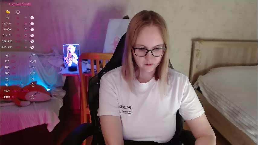 love_agatha Live Sex December 17, 2025