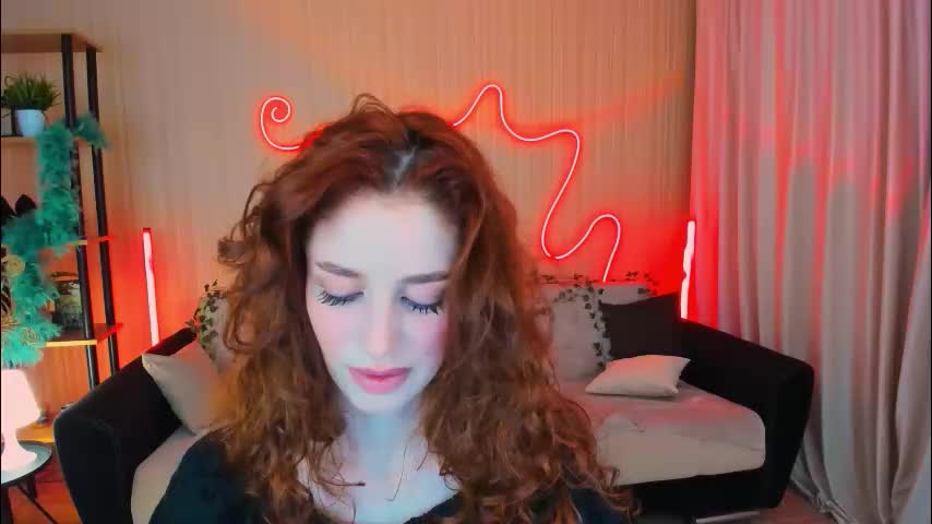 christinaconteeree Live Sex December 13, 2025