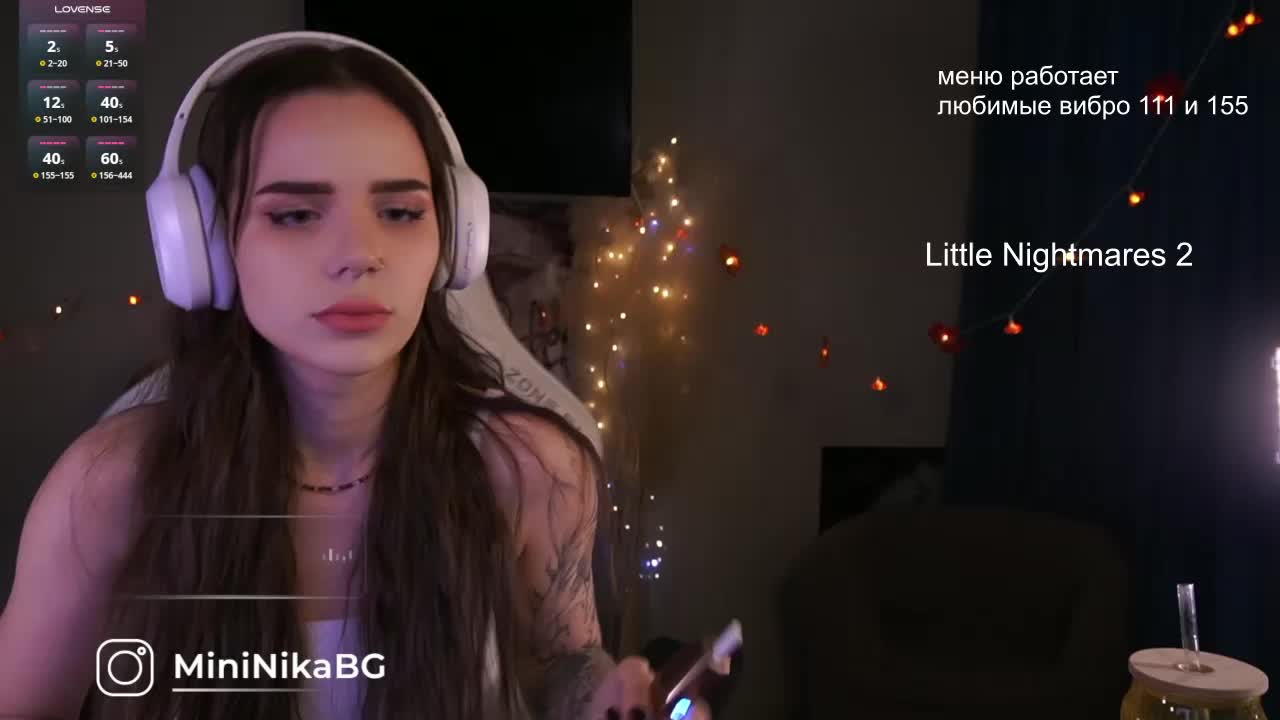 MiniNika Live Sex December 15, 2025