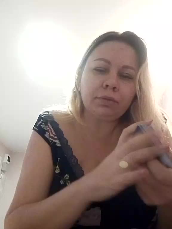 Anna1985 Live Sex December 13, 2025