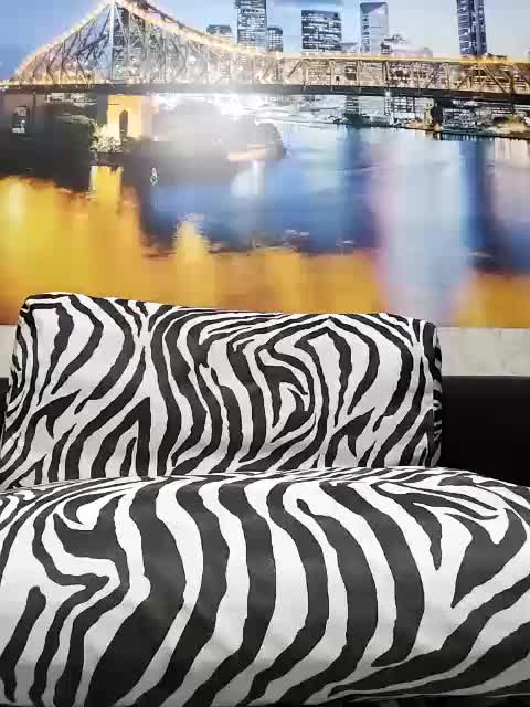 Lona-S Live Sex November 7, 2025