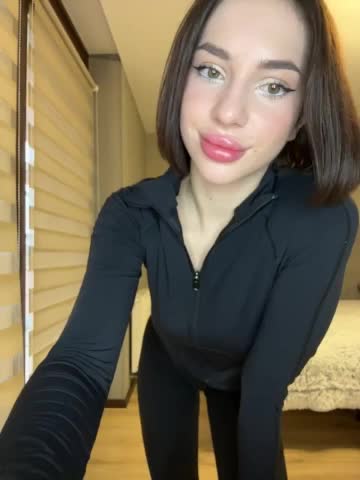 BabyDarii Live Sex December 17, 2025