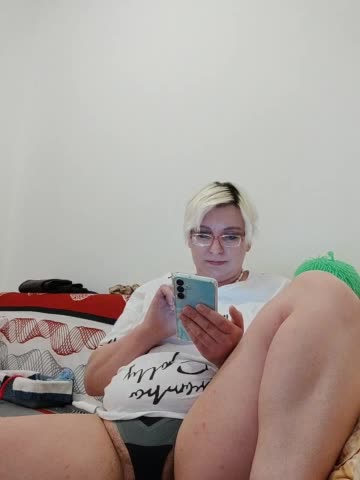 Vika211 Live Sex December 17, 2025