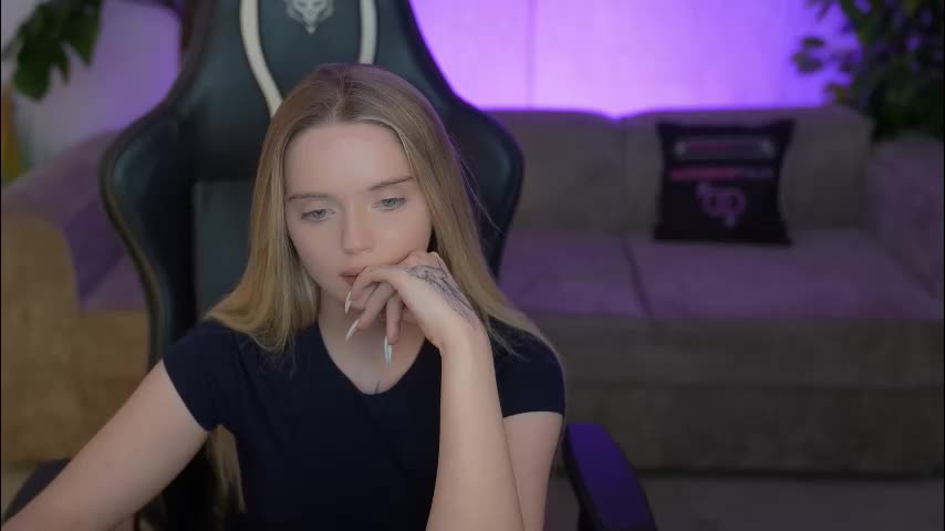 kira0541 Live Sex December 19, 2025