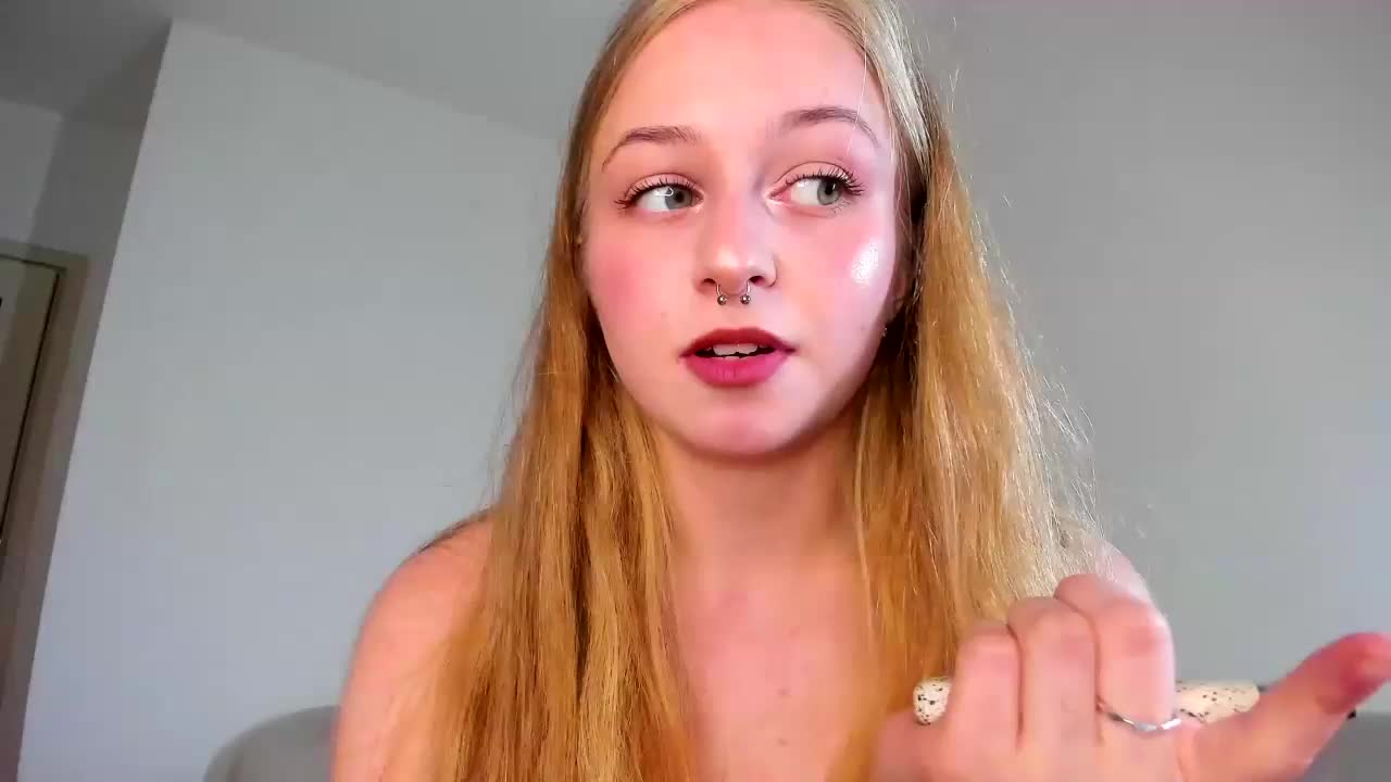 MiaMeowa Live Sex December 13, 2025