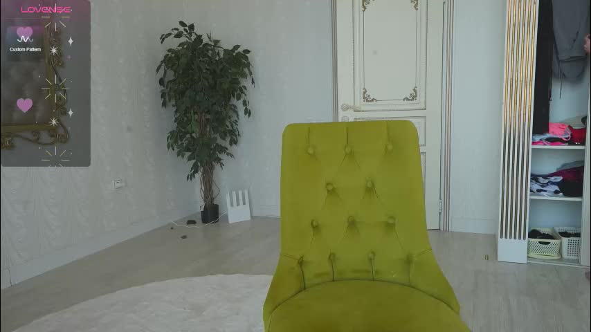 peachylina Live Sex November 7, 2025