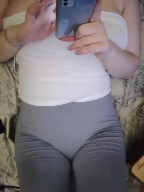 -Tiffany- Live Sex December 17, 2025