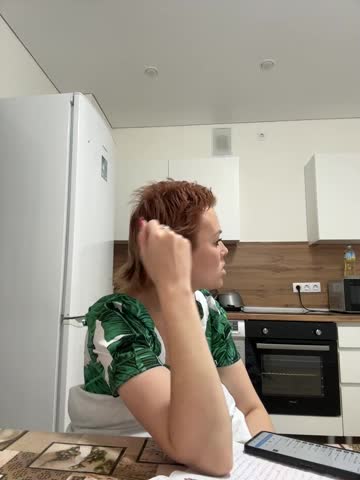 vik77777A Live Sex December 13, 2025