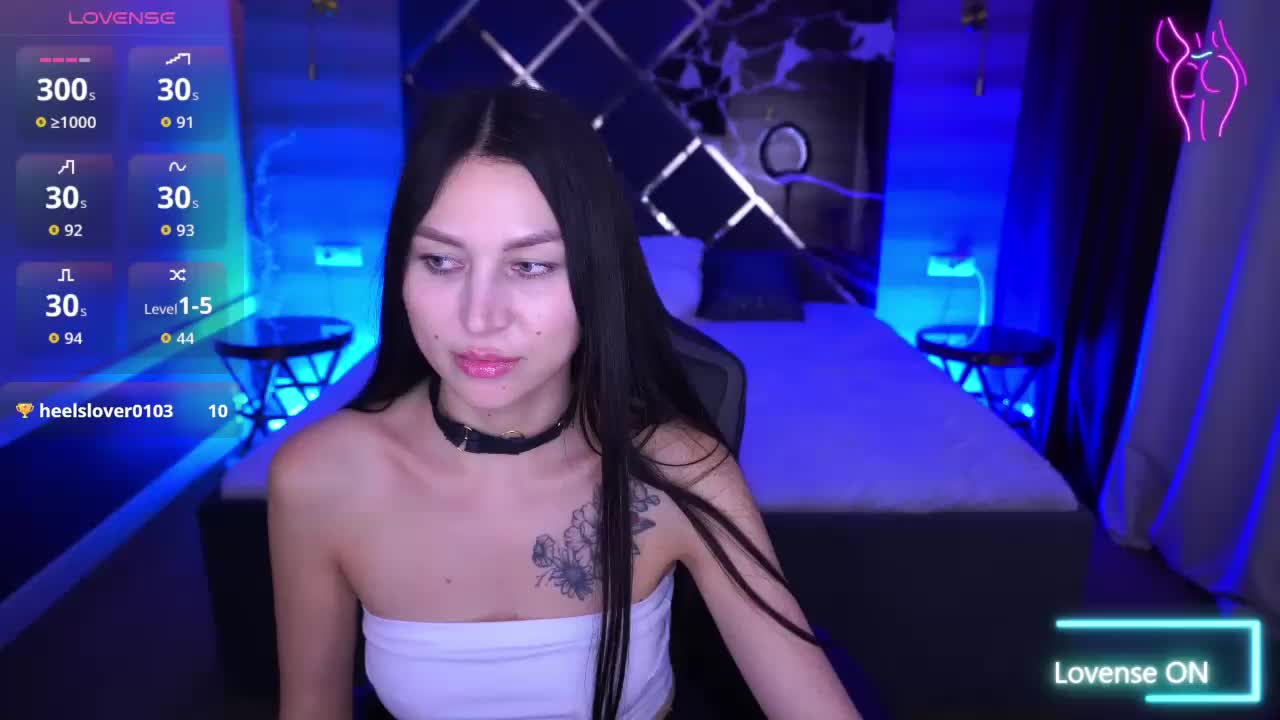 EliseVelour Live Sex December 13, 2025