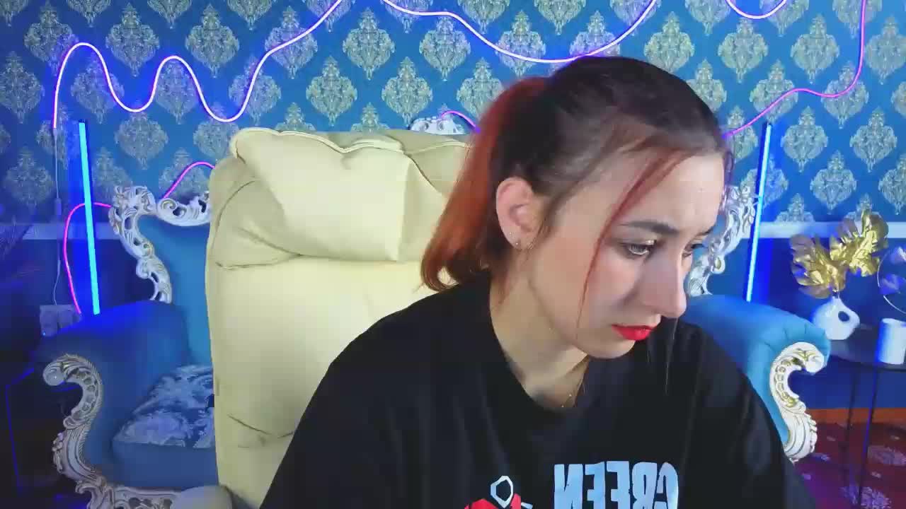 RoxyRayy Live Sex December 13, 2025