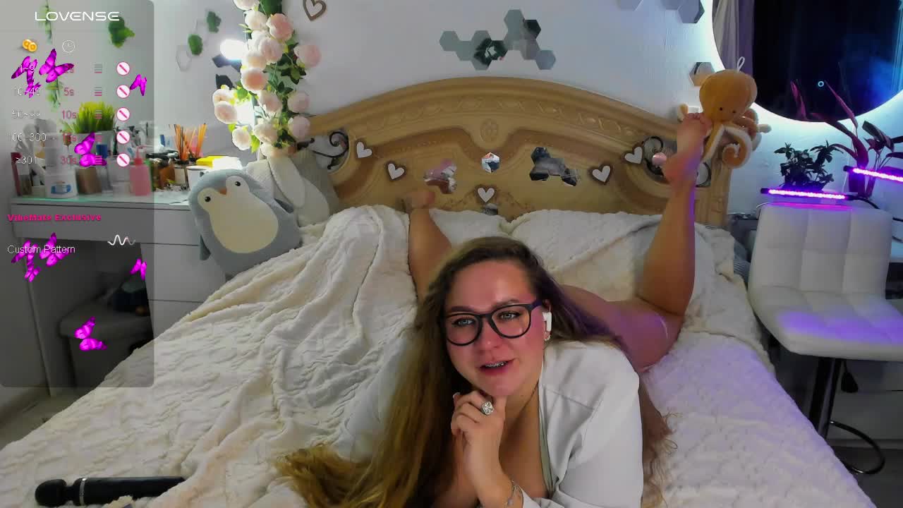 Bonne-Aurore Live Sex December 13, 2025