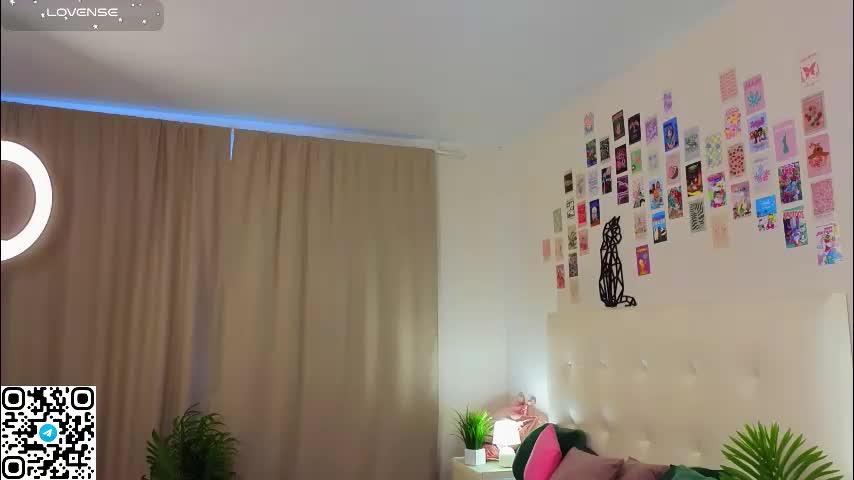 oliviabr0wn Live Sex December 14, 2025