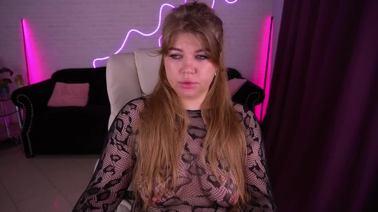 AmellyWhite Live Sex December 14, 2025