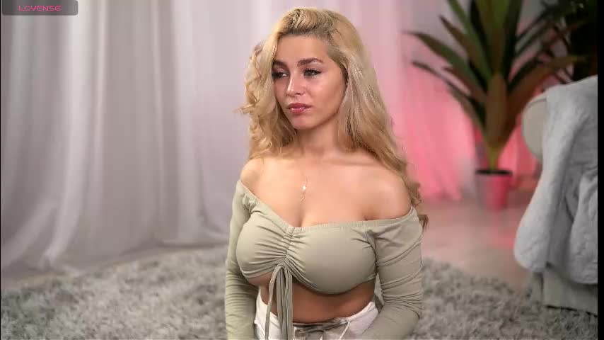 whitneyandrews Live Sex December 13, 2025