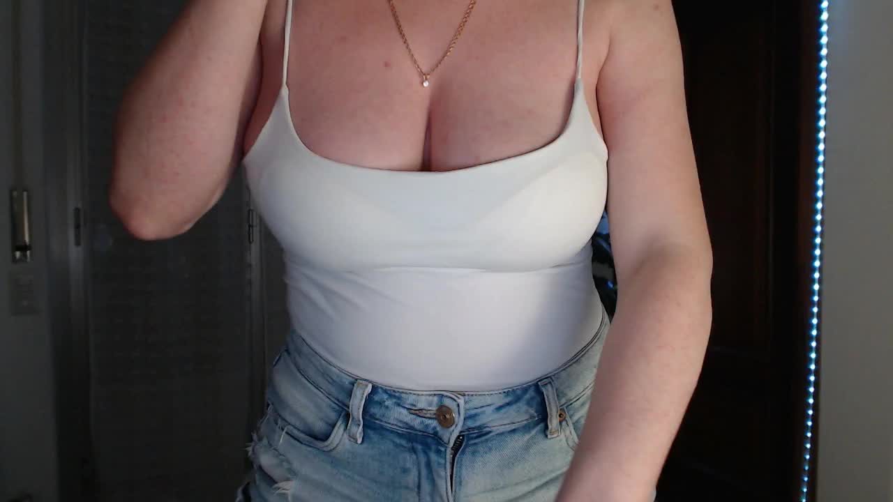 Alina-Lovely Live Sex December 14, 2025