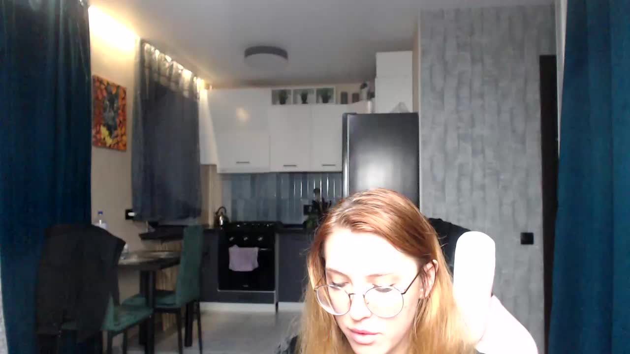 Regimasmile Live Sex December 13, 2025