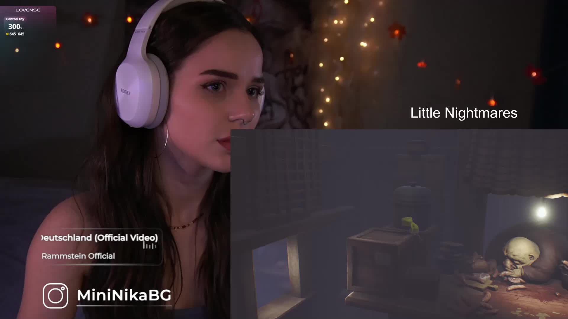 MiniNika Live Sex December 15, 2025