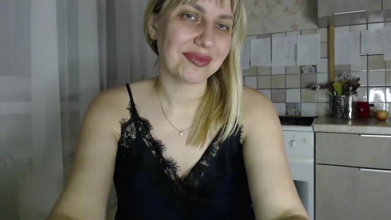 Karmella Live Sex December 13, 2025