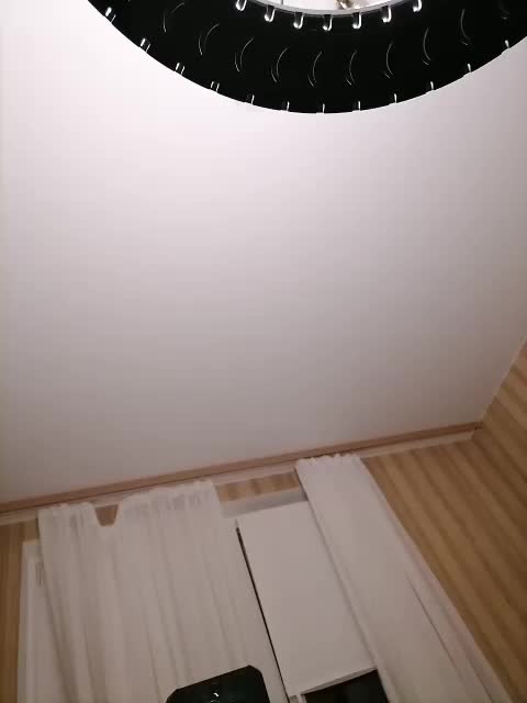 -Tiffany- Live Sex December 17, 2025