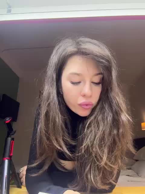 Melissa222Femdom Live Sex December 13, 2025