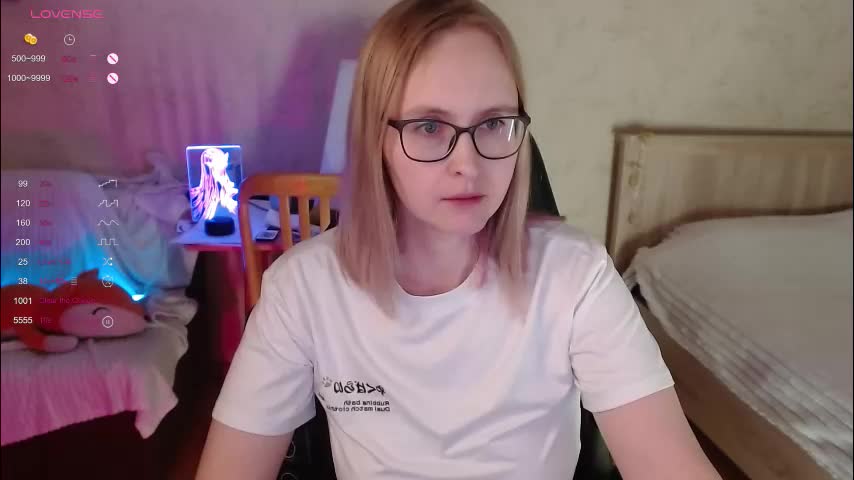 love_agatha Live Sex December 17, 2025