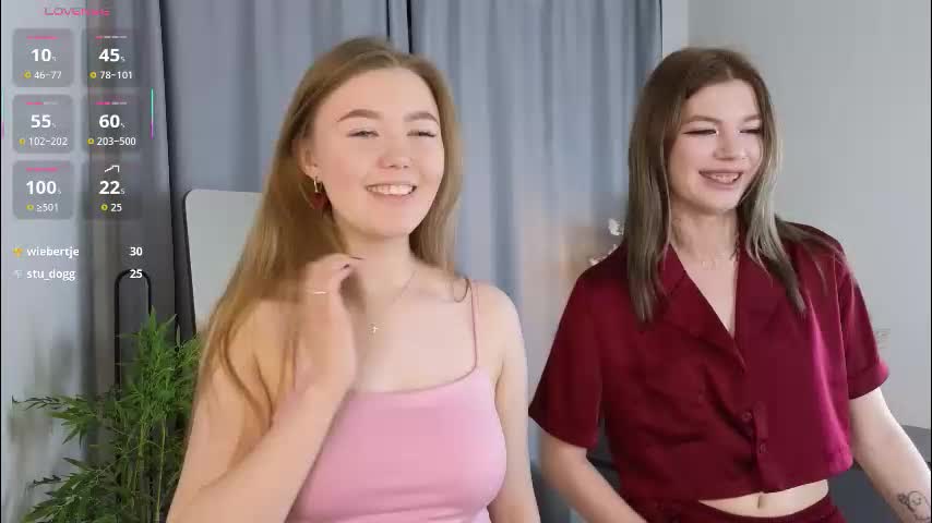 berry_bloom Live Sex December 17, 2025