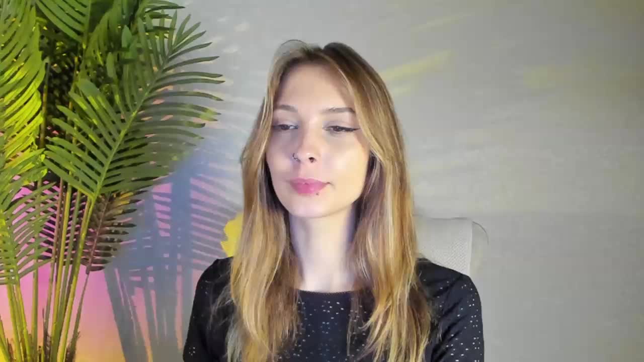 Maribett Live Sex December 12, 2025