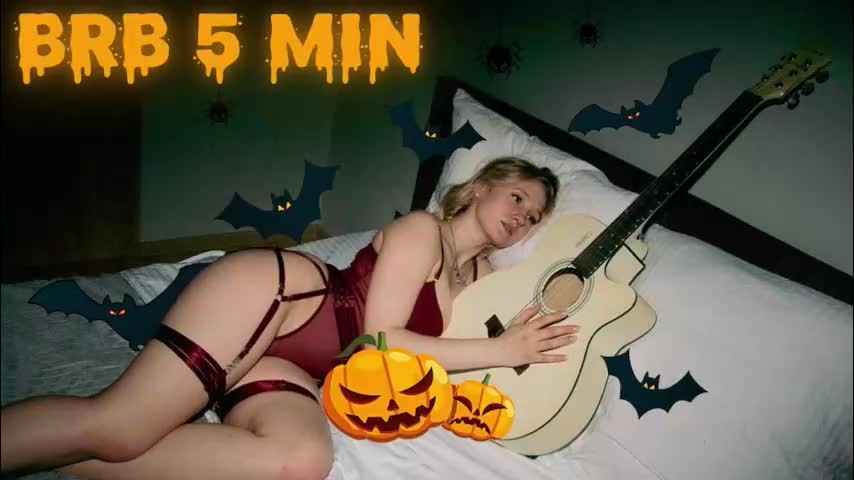 emilyhewell Live Sex December 15, 2025