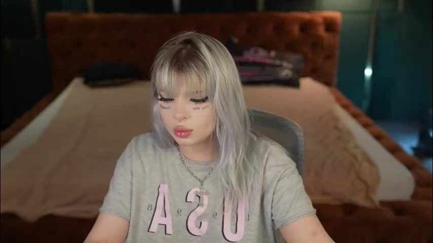 sweetdesiree_ Live Sex December 17, 2025