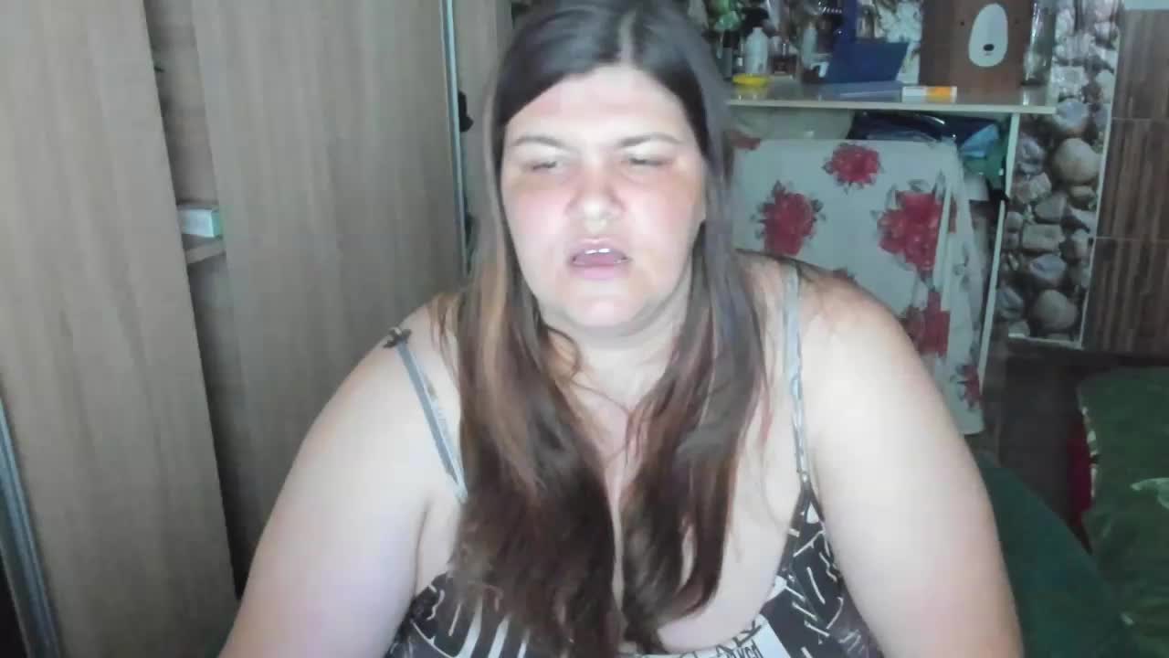 Ionysexylips69 Live Sex December 15, 2025