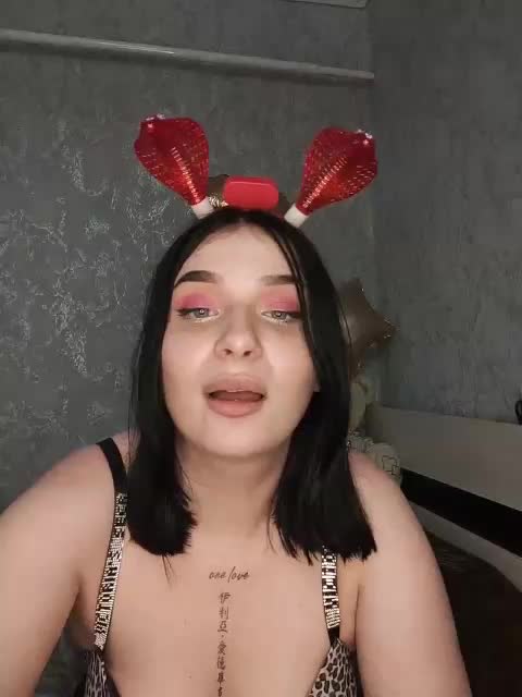 22Alaska22 Live Sex December 14, 2025