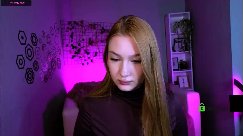 playful_sophie Live Sex December 17, 2025