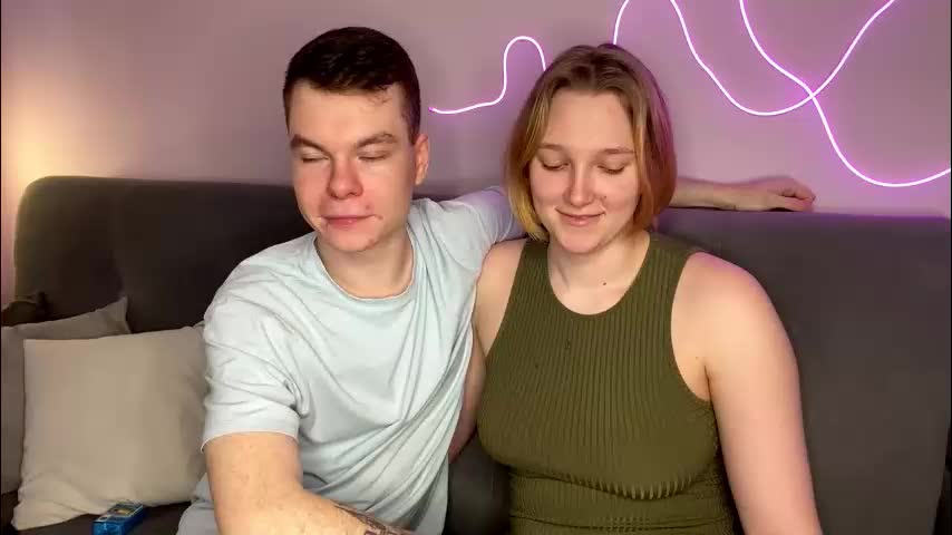 julielourens Live Sex December 17, 2025