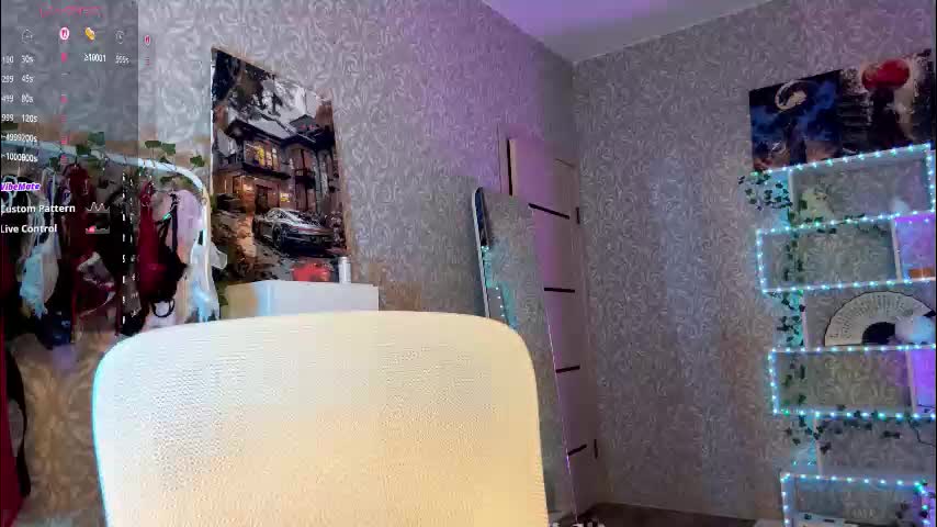 berry_buns Live Sex November 8, 2025