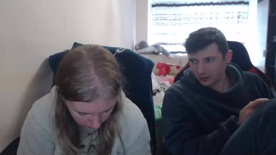 jenisandpeter Live Sex December 14, 2025