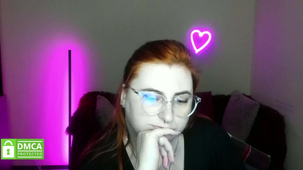 Aliciaredluv Live Sex December 13, 2025