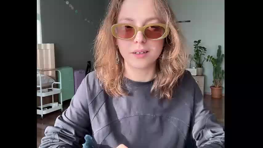 holydori Live Sex December 13, 2025