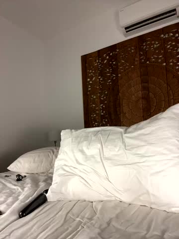 JuicyFruits93 Live Sex December 17, 2025