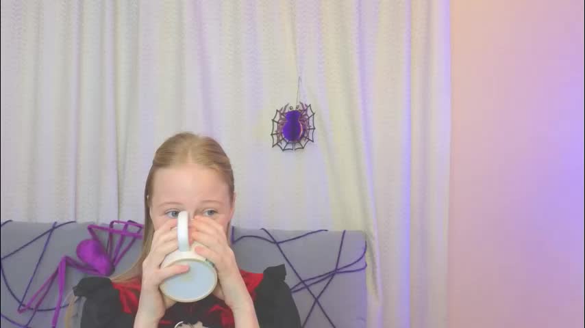 jenny_angelok Live Sex December 13, 2025