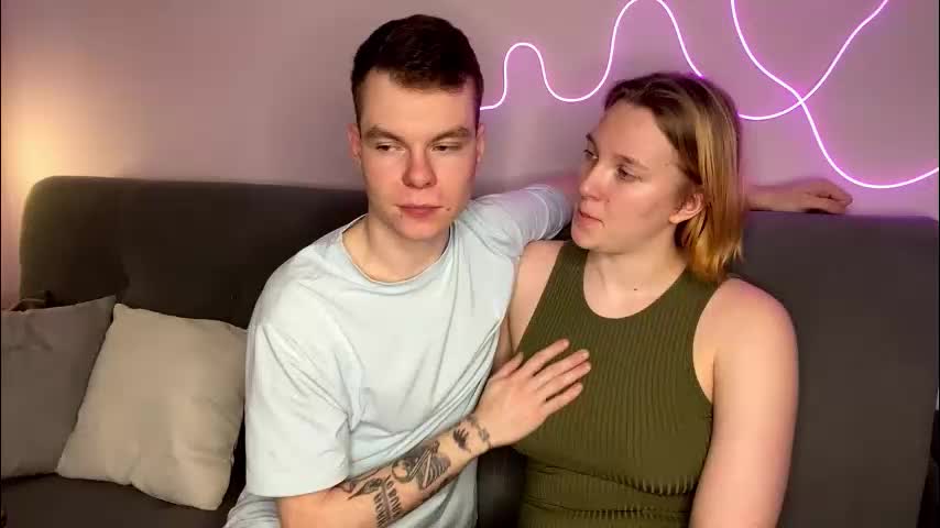 julielourens Live Sex December 17, 2025