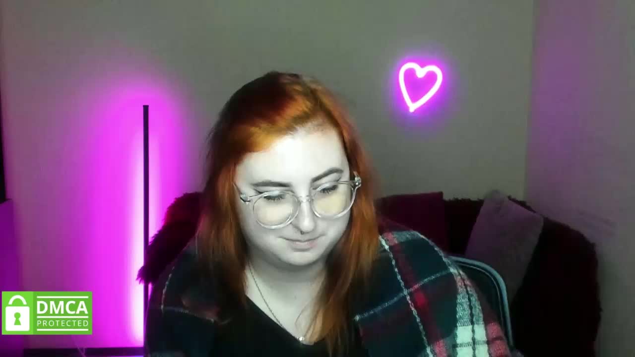 Aliciaredluv Live Sex December 13, 2025