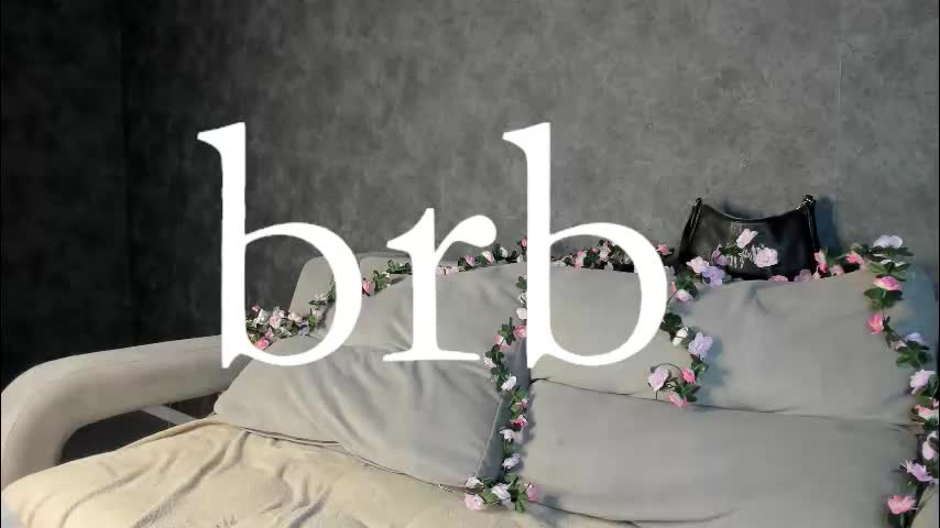 shei1a_shy Live Sex December 17, 2025